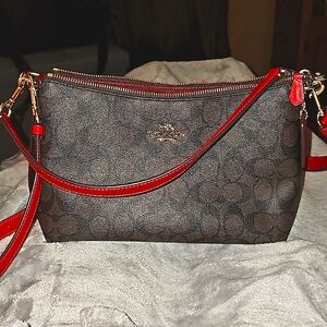 Coach handbag. Gen. Crossgrain leather. Make a gd offer! Gr8 condition! Abt 11x7